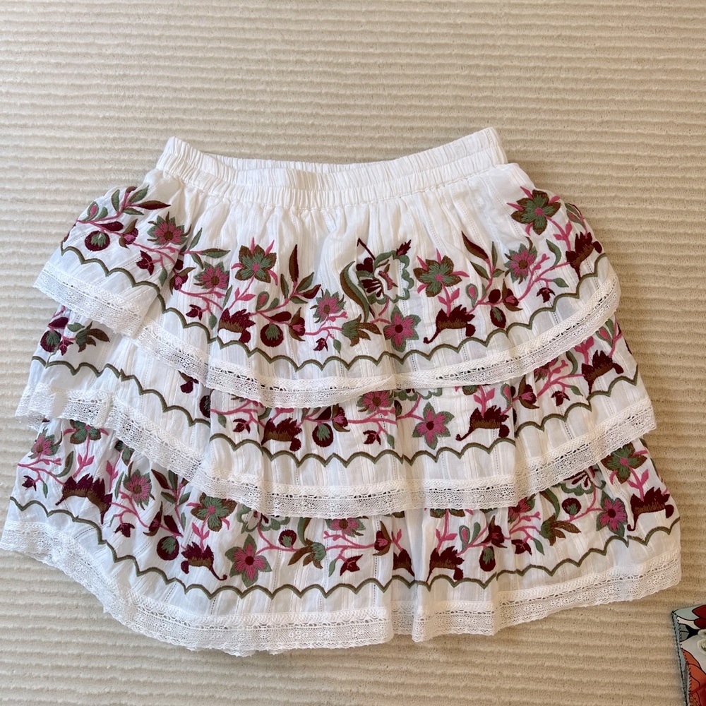 Allison NY White tiered skrt with embordry pink, green